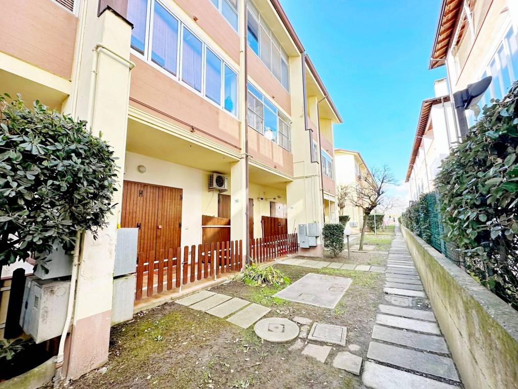 Appartamento in vendita a Comacchio viale Giacomo Leopardi