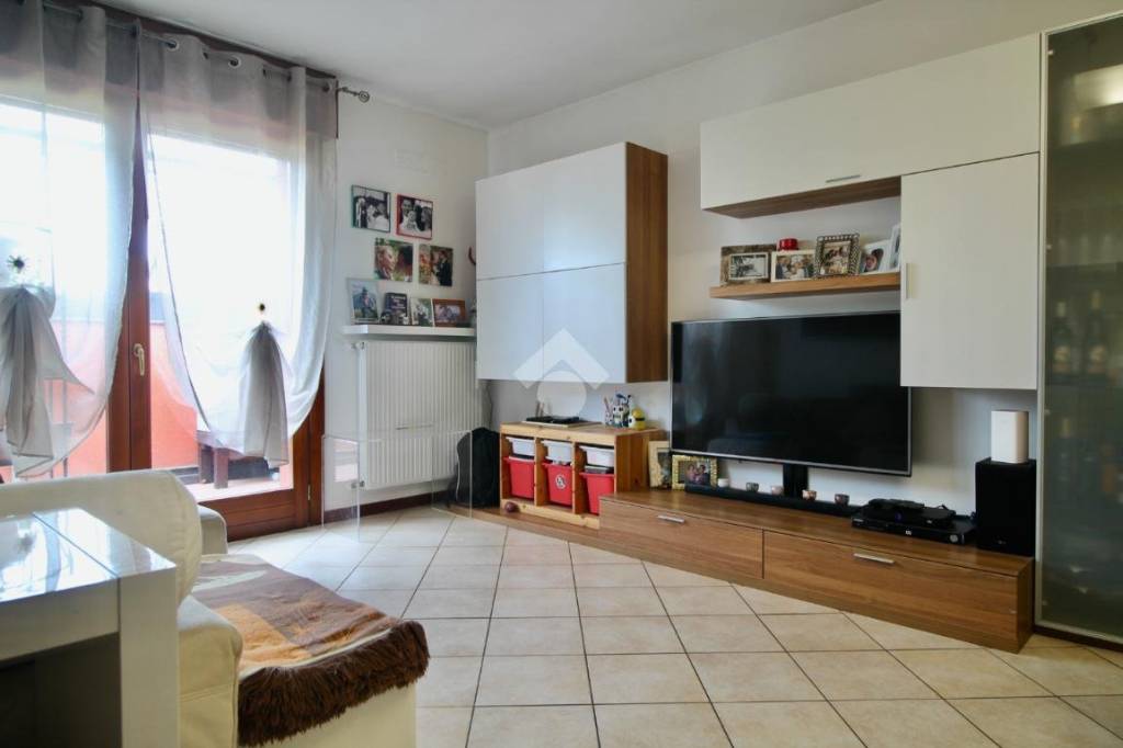 Appartamento in vendita a San Giovanni al Natisone piazza Pietro Savorgnan di Brazza, 3