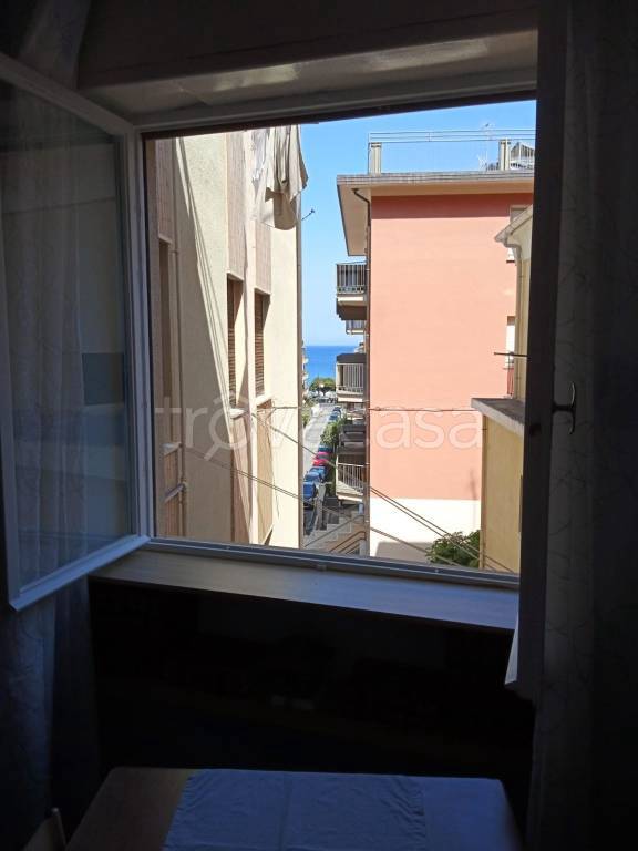 Appartamento in in affitto da privato a Laigueglia via Bergamo, 22