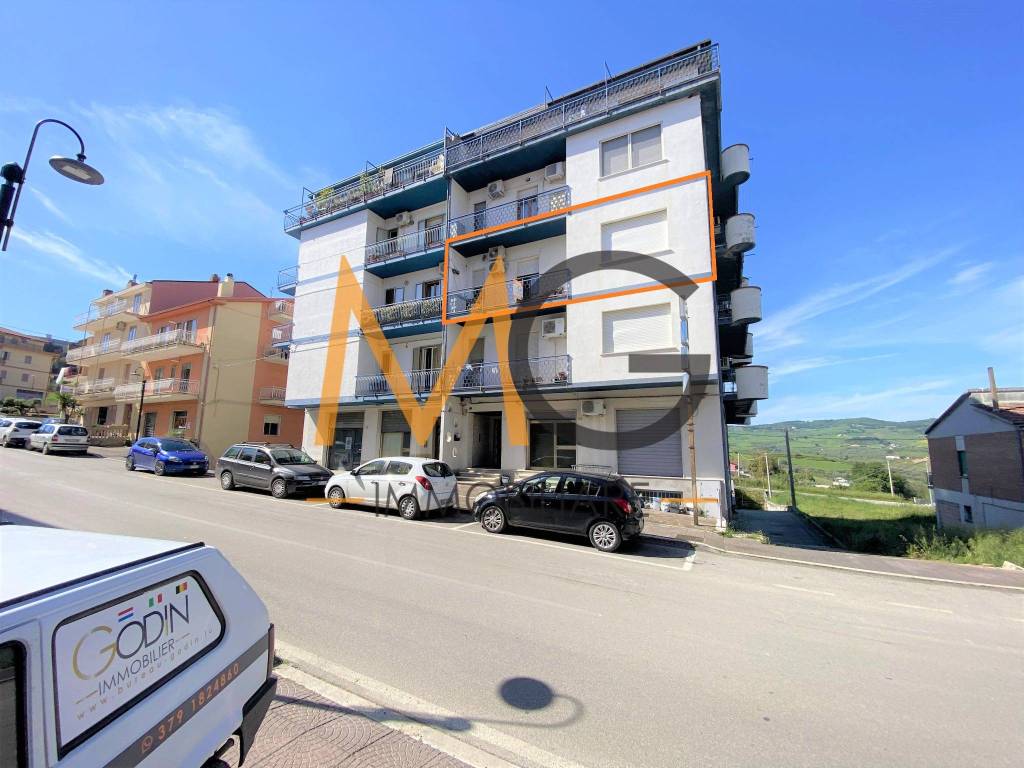 Appartamento in vendita a Montenero di Bisaccia via Vittorio Argentieri