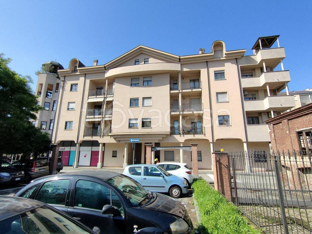 Appartamento in vendita a Nichelino via Moncenisio, 1