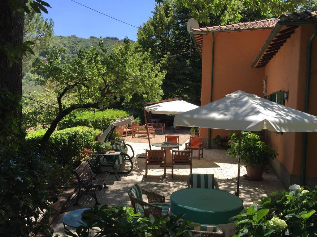 Villa in vendita a Monte Porzio Catone via Monte Compatri, 44