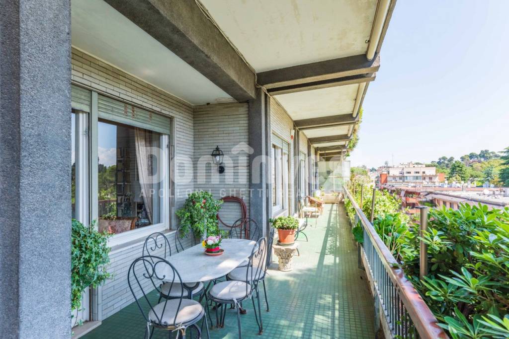 Appartamento in vendita a Roma via Franco Michelini Tocci