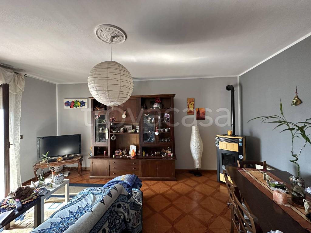 Appartamento in vendita a Gualdo Tadino via Case Genni