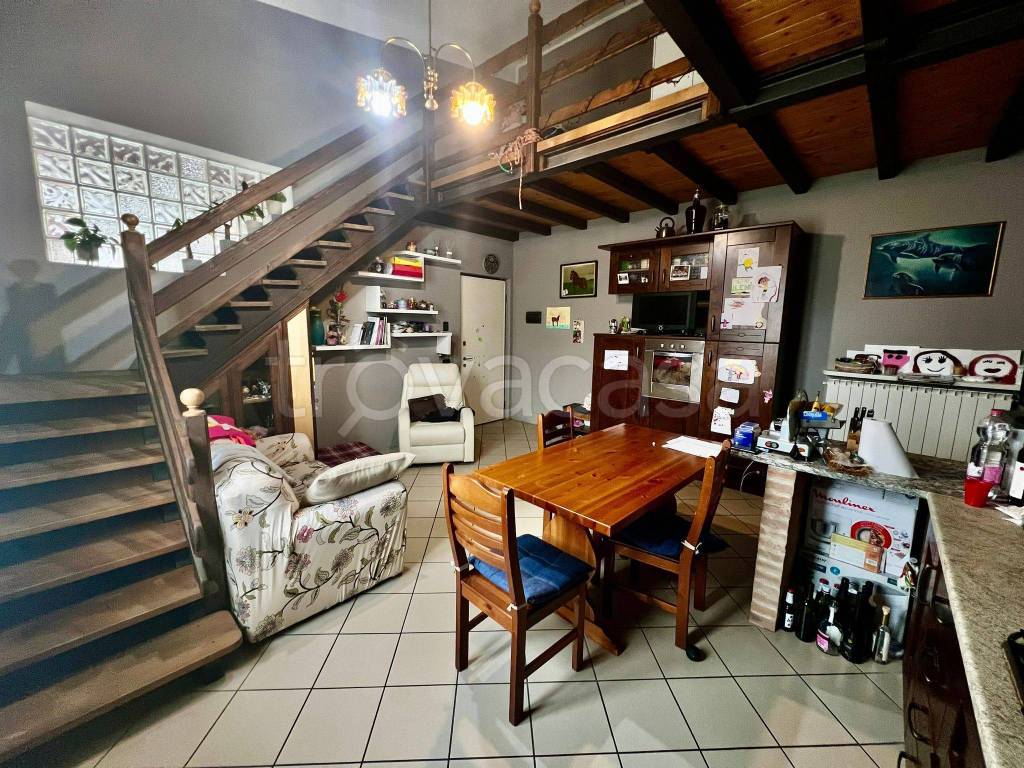 Appartamento in vendita a Cortemaggiore viale Vittorio Veneto