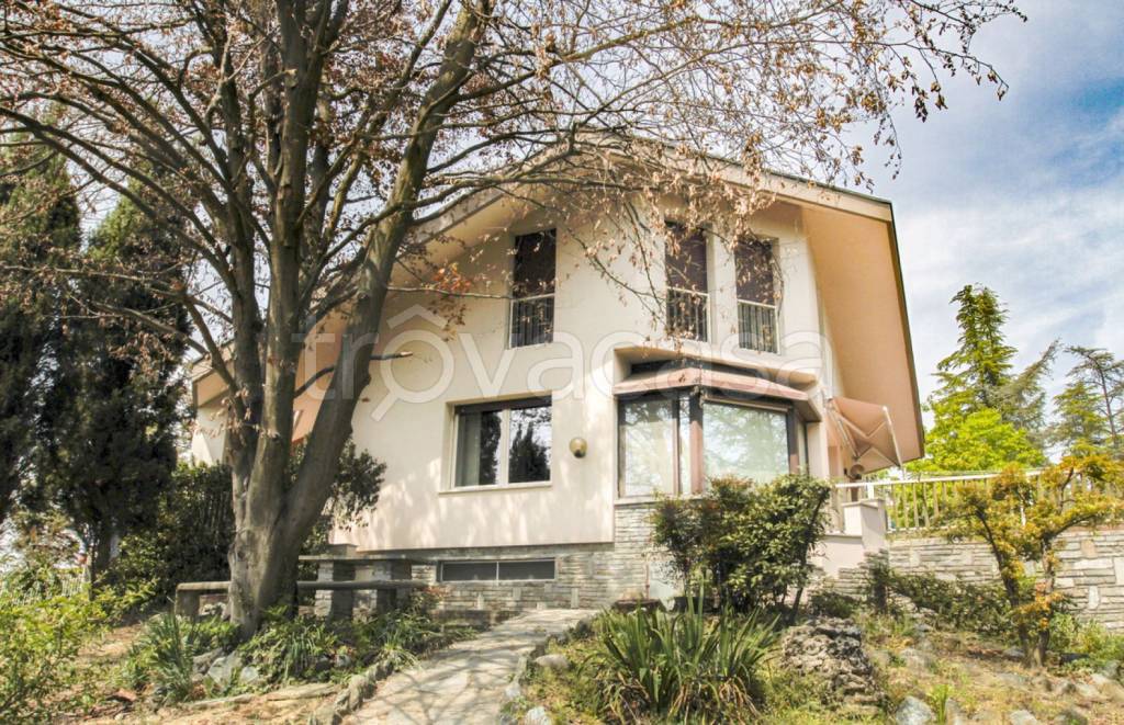 Villa in vendita a Montechiaro d'Asti regione santantonino 4