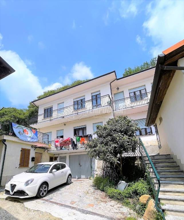 Casa Indipendente in vendita a Caselette via roma 4