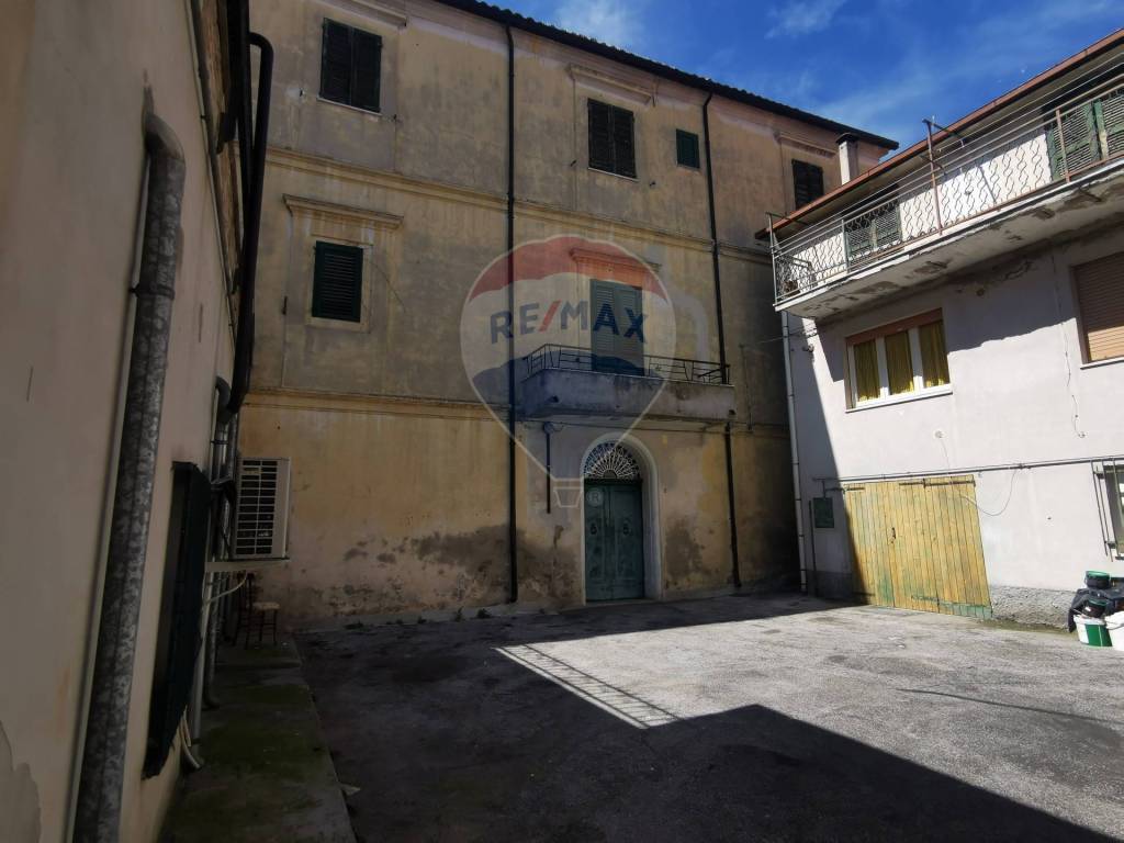Casa Indipendente in vendita a Paglieta vico VI Vittorio Emanuele, 8