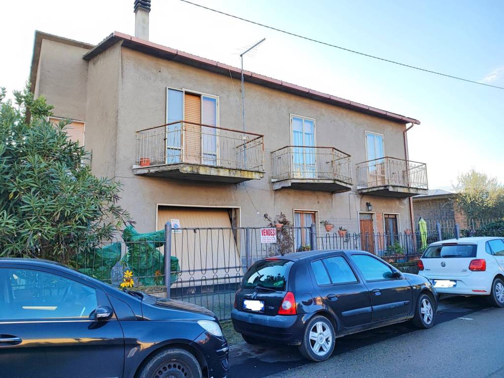 Appartamento in in vendita da privato a Bagnoregio via Divino Amore, 21