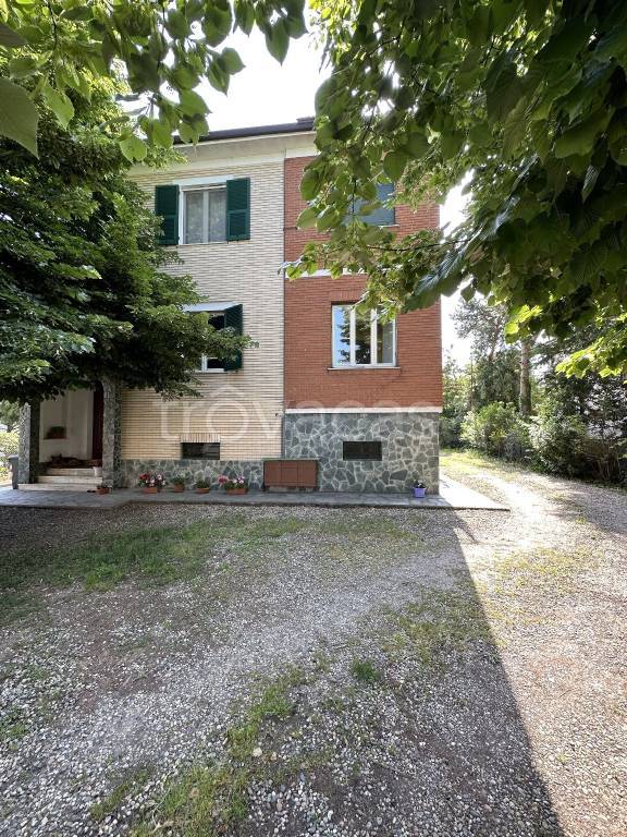 Villa Bifamiliare in in vendita da privato a Novi Ligure