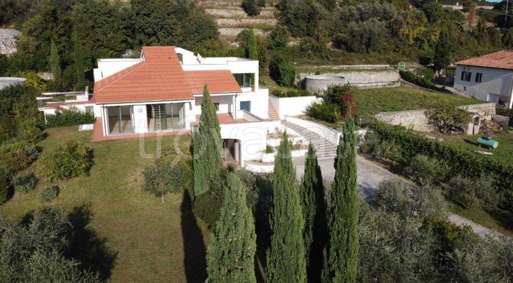 Villa in in vendita da privato a Loano via Bulasce, 20