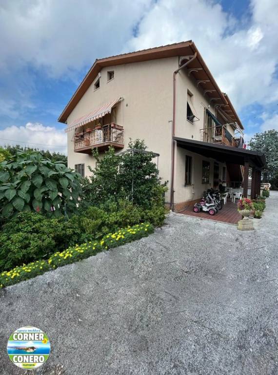Appartamento in vendita a Recanati via Erideo Marinucci