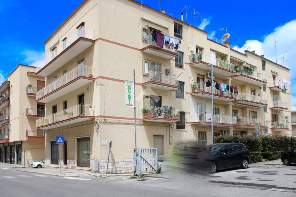 Appartamento in vendita a Noci via Tommaso Siciliani, 52