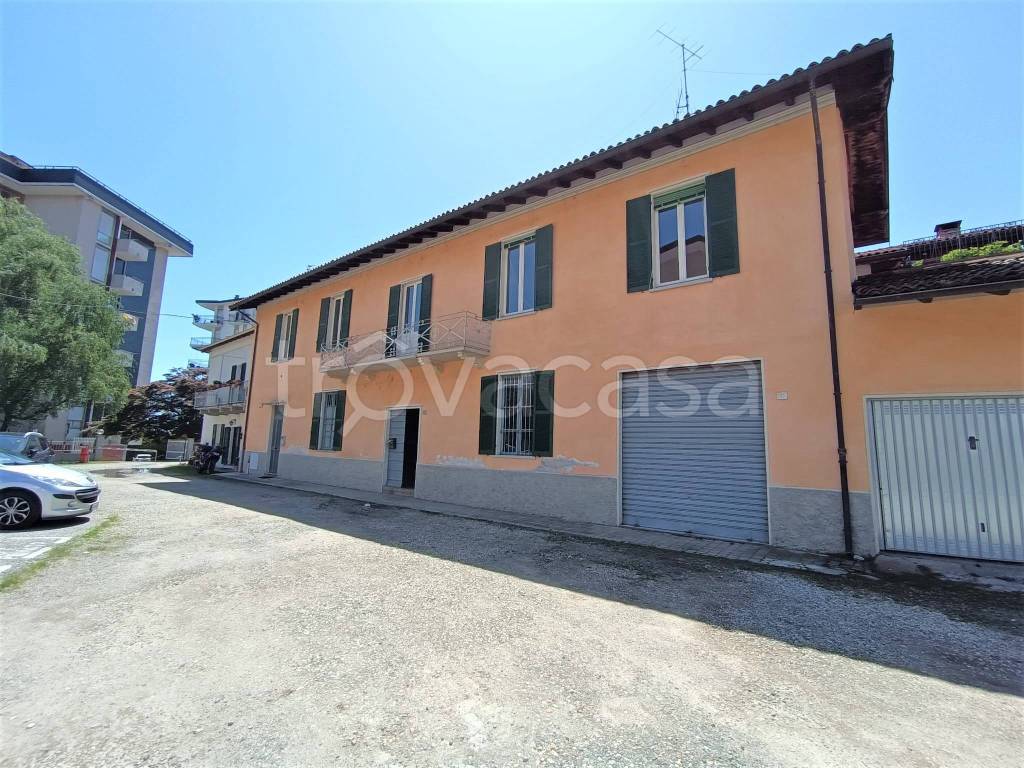 Casa Indipendente in vendita a Verbania via Vittorio Veneto, 122D