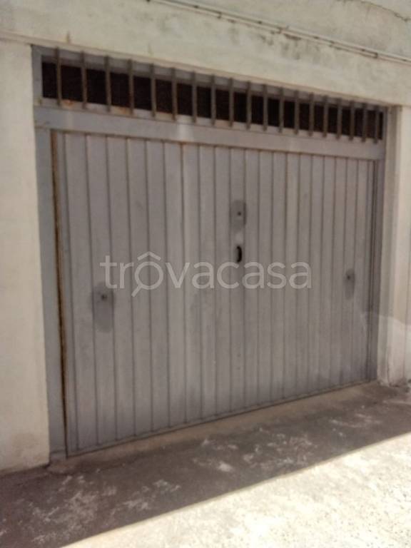 Garage in vendita a Cagliari via Generale Stefano Cagna, 66
