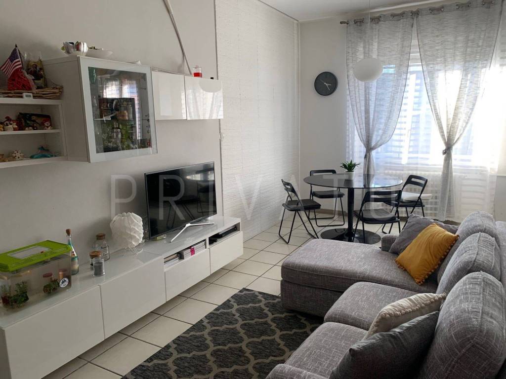Appartamento in in vendita da privato a Varedo via Trento e Trieste, 4