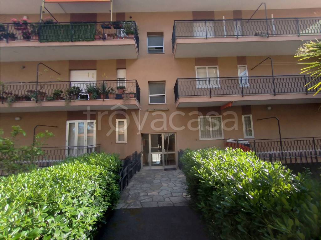 Appartamento in vendita a Ceriale via Magnone, 77