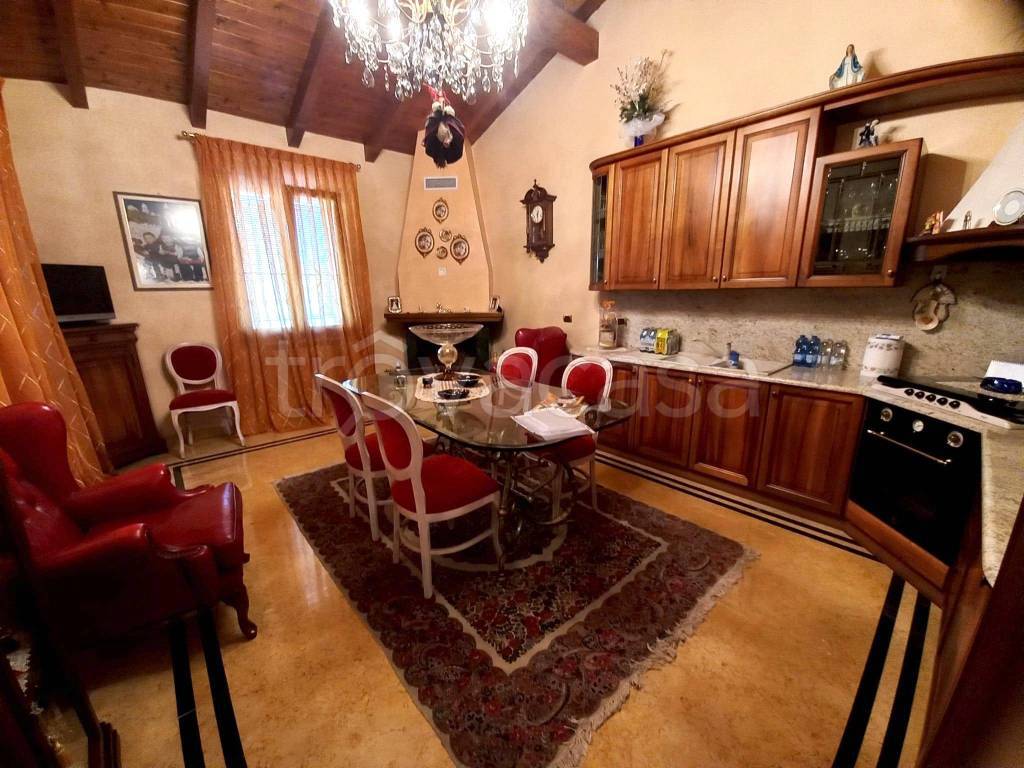 Villa in vendita a Luzzara