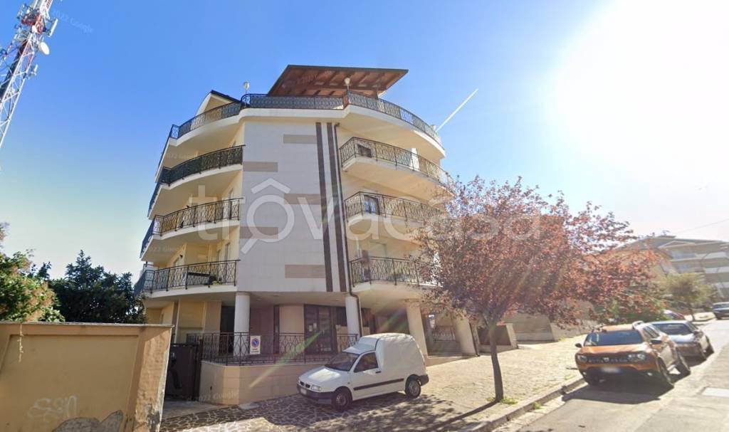 Appartamento in vendita a Vasto viale Gabriele d'Annunzio, 18