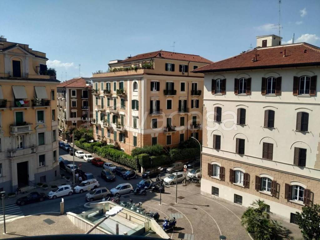 Appartamento in in vendita da privato a Roma piazza Pitagora