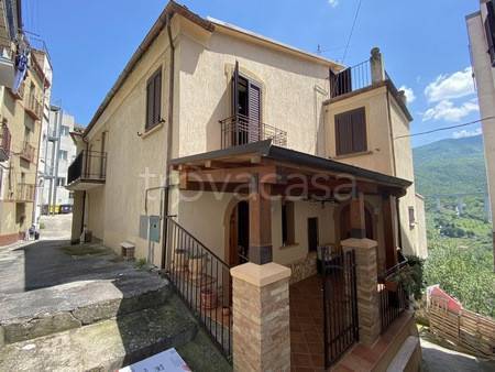 Casa Indipendente in vendita a Villa Santa Maria via Neviera