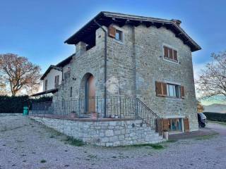 Villa in vendita a gubbio località colonnata