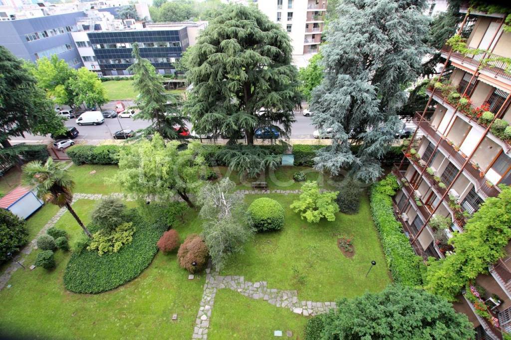 Appartamento in in affitto da privato a Milano via Padre Massimiliano Kolbe, 8