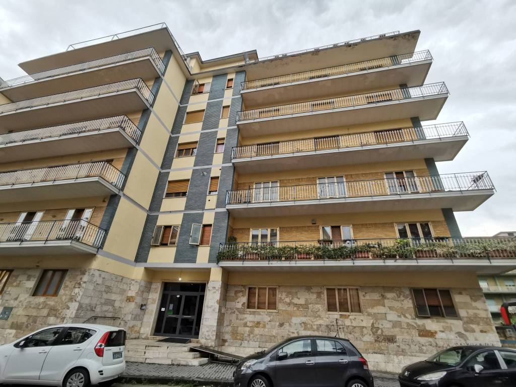 Appartamento in vendita a Benevento via Francesco Flora