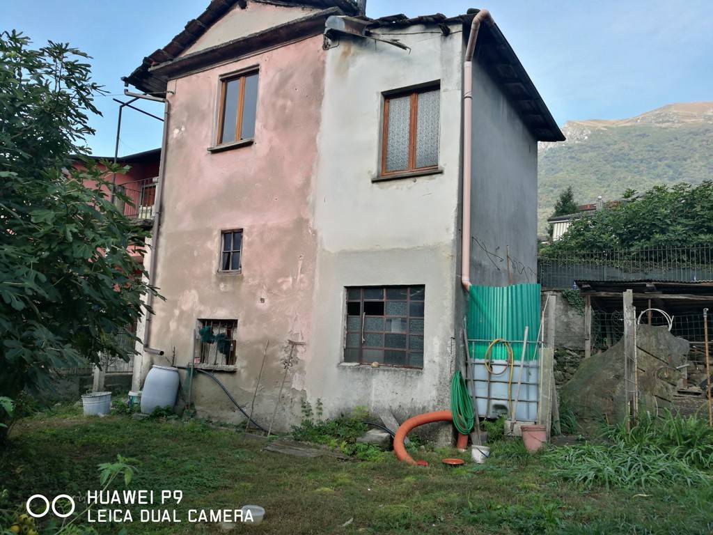 Casa Indipendente in vendita a Casale Corte Cerro via Gabbio