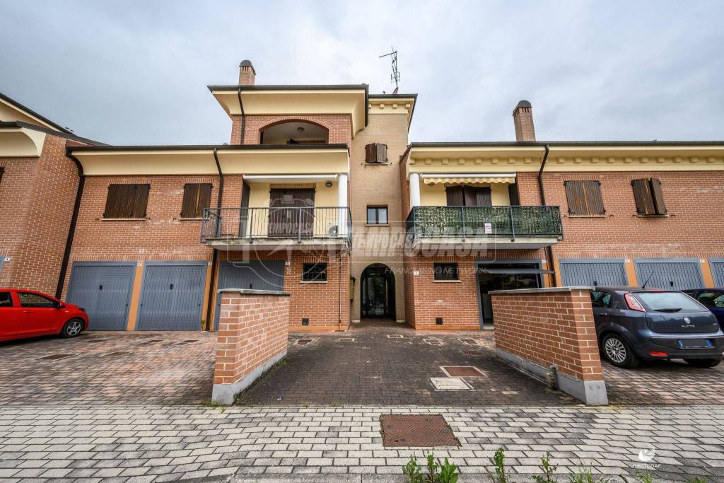Appartamento in vendita a Castelfranco Emilia via dei Campi 4