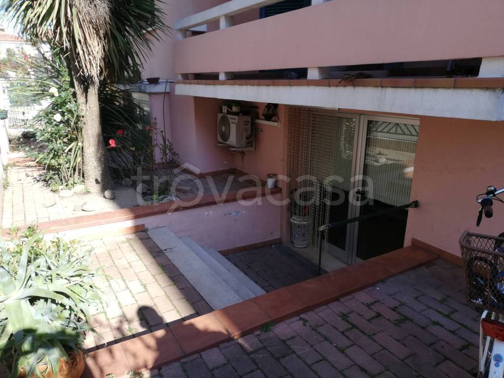 immagine annuncio 1 di 4