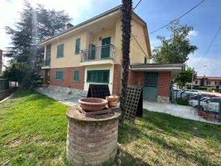 Villa in vendita a costigliole d'asti via giacomo scotti, 14