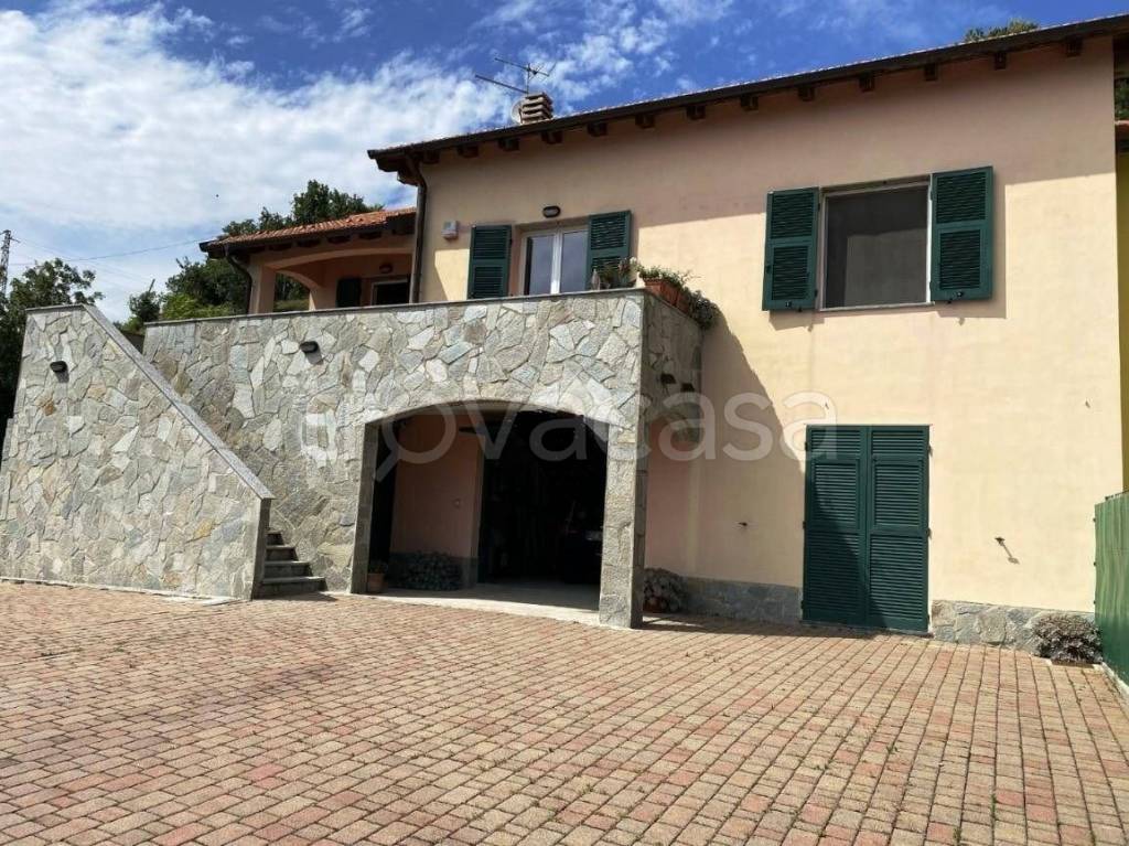 Villa in in vendita da privato a Serra Riccò via Campi, 9d