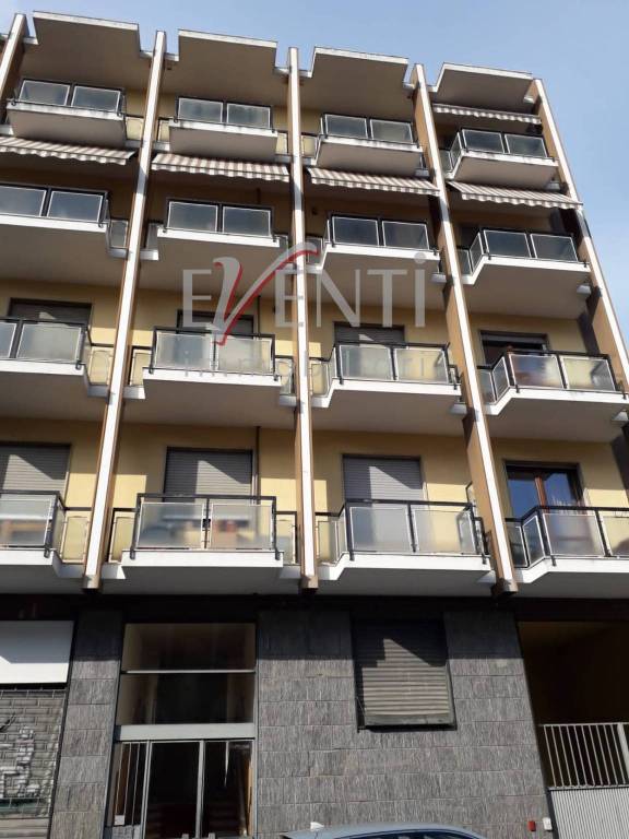 Appartamento in vendita a Pinerolo via Manzoni, 1