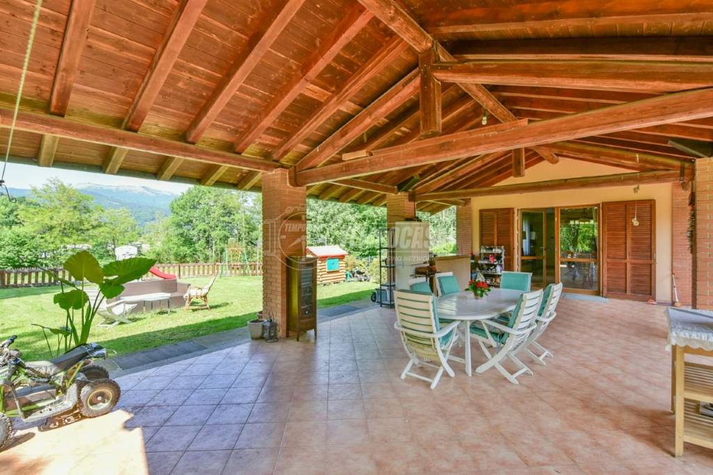 Villa in vendita a Montorfano via Canneti, 10