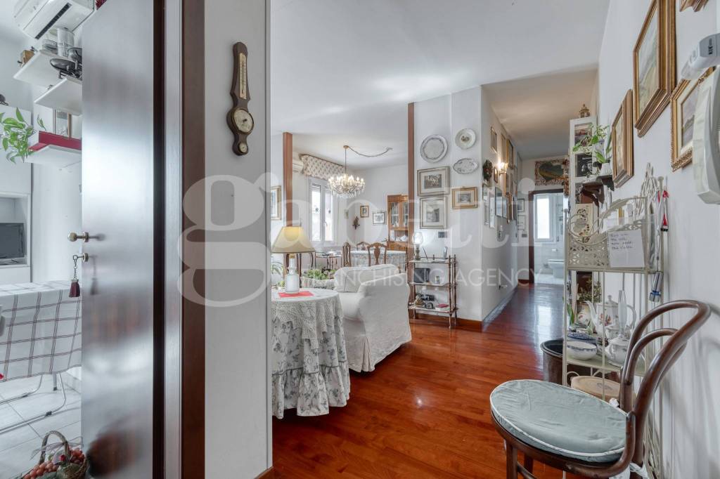 Appartamento in vendita a San Lazzaro di Savena via Emilia, 381