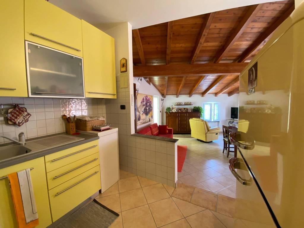 Appartamento in vendita a Moneglia frazione Bracco, 36