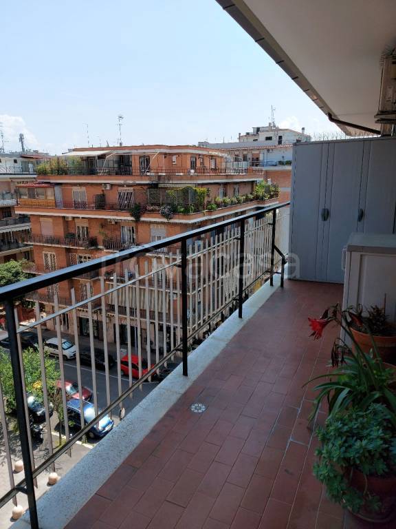 Appartamento in in vendita da privato a Roma piazza Aruleno Celio Sabino, 13