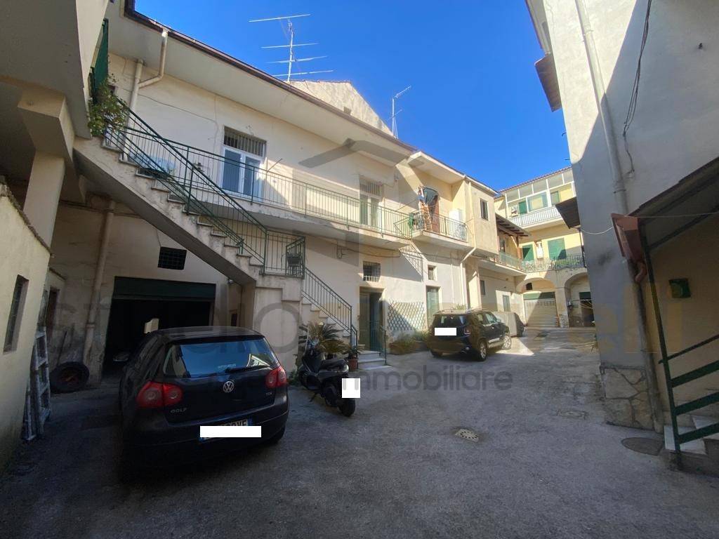 Casa Indipendente in vendita a Giugliano in Campania via Concezione