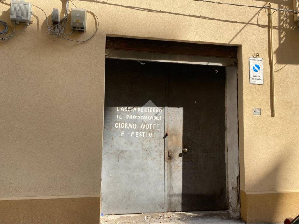 Garage in vendita a Palermo via Vincenzo Mortillaro, 69