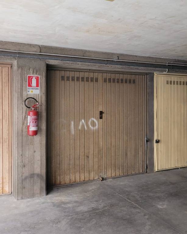 Garage in vendita a Tremestieri Etneo via Salvatore Quasimodo, 22