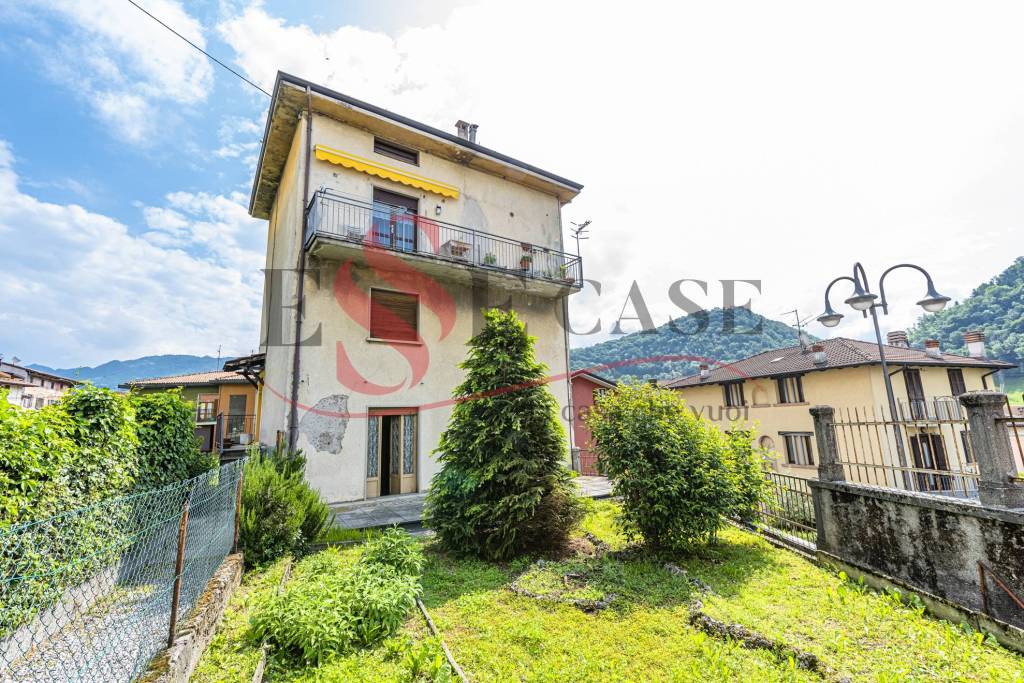 Appartamento in vendita a Fiorano al Serio via Piave, 4