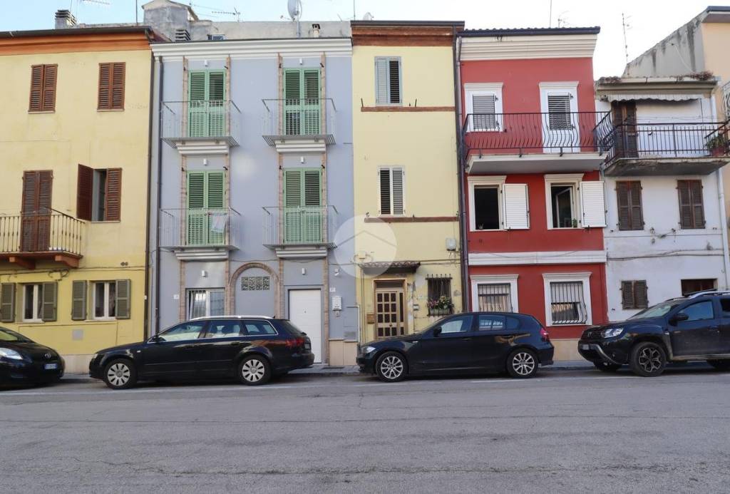Casa Indipendente in vendita a San Benedetto del Tronto via Mentana, 59