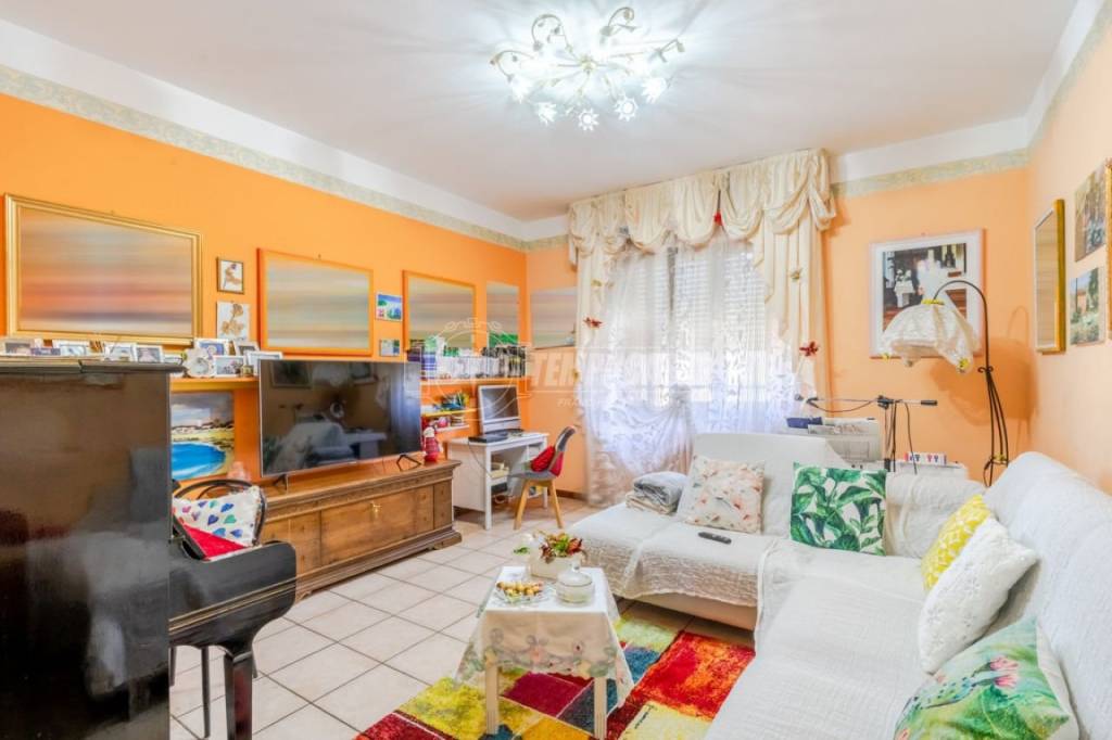 Appartamento in vendita a Morrovalle via Dante Alighieri 196