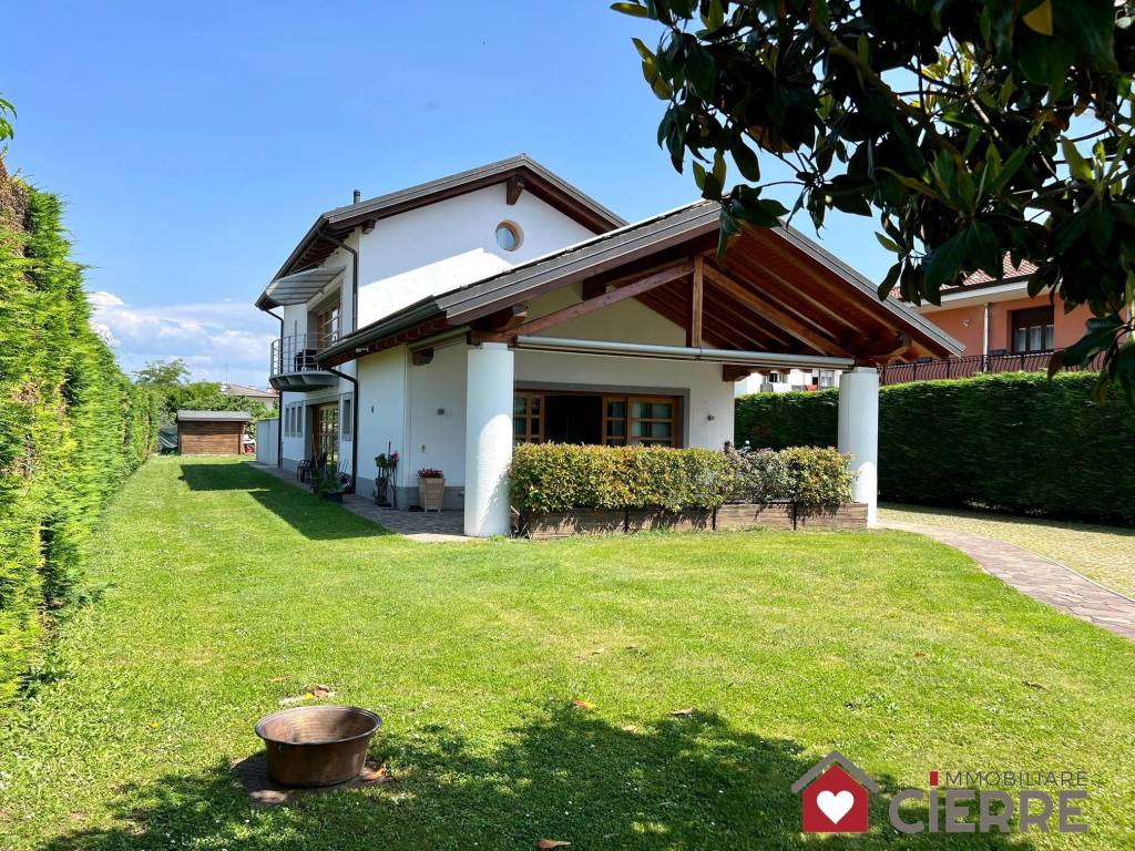 Villa in vendita a Pozzuolo del Friuli via 25 Aprile