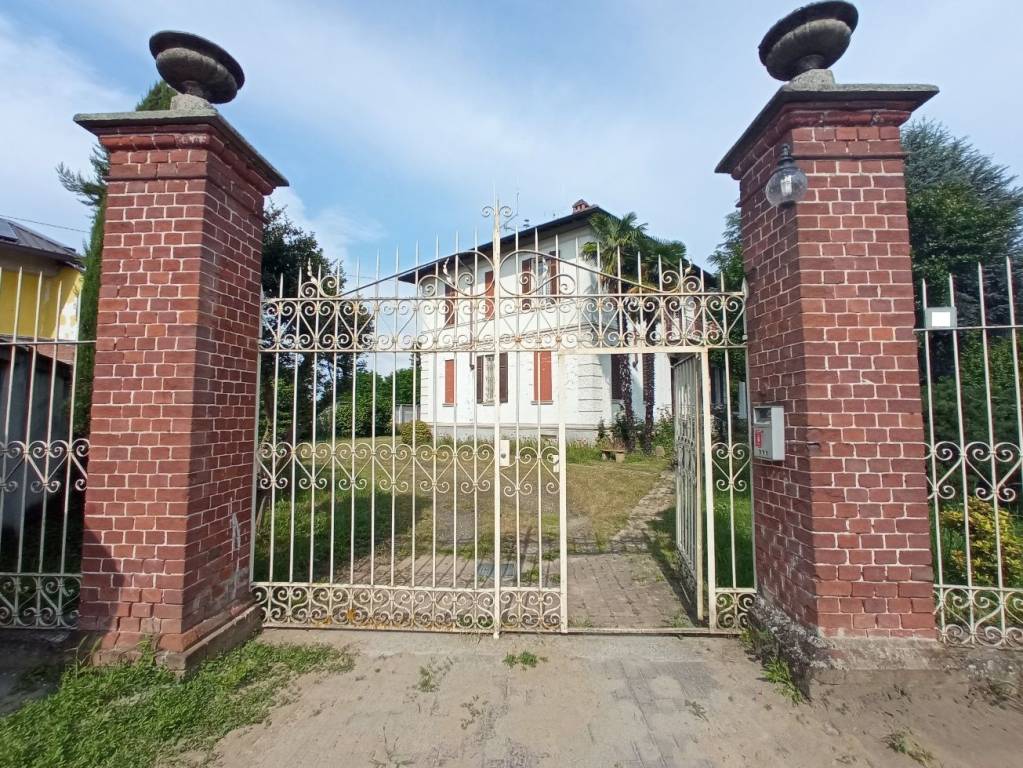 Villa in vendita a Tromello