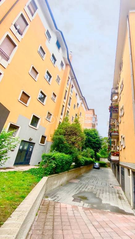 Appartamento in in vendita da privato a San Donato Milanese via della Libertà, 52