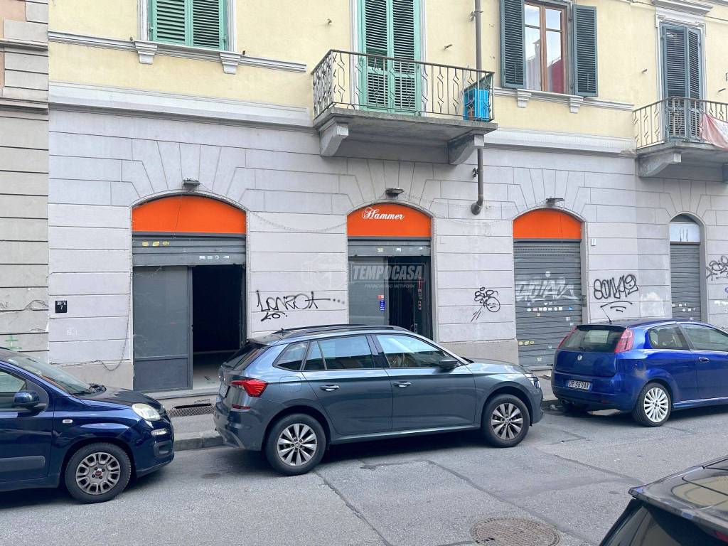 Negozio in vendita a Torino via Messina 10