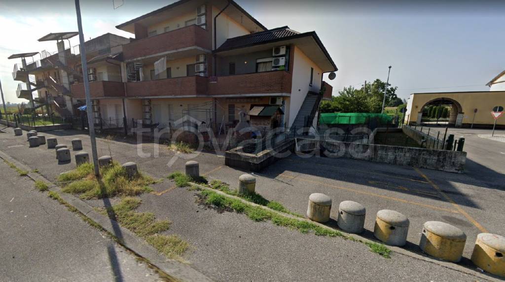 Appartamento all'asta a Borgo San Giacomo via Alessandro Volta
