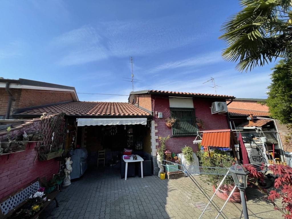 Villa a Schiera in vendita a Settimo Torinese via Quintino Sella, 23